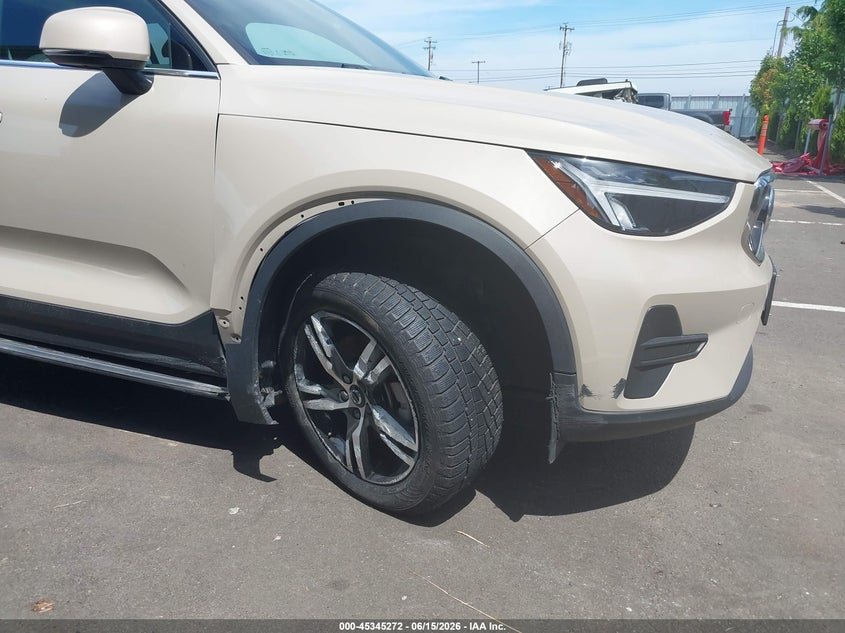 2025 Volvo Xc40 VIN YV4L12UJ2S2519659 IAAI salvage auction — SIDE, Clear (Oregon), sold $14,500 on 2026-07-28 (photo 6)