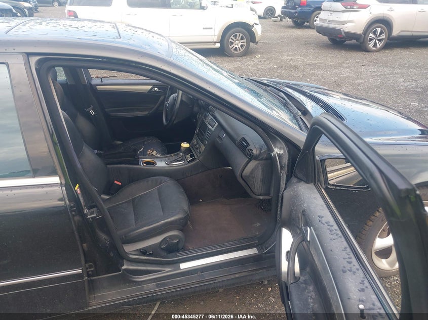 2005 Mercedes-benz C class VIN WDBRF40JX5F616412 IAAI salvage auction — INTERIOR BURN, Salvage - Greater Than 75% (Maryland), sold $225 on 2026-07-06 (photo 5)