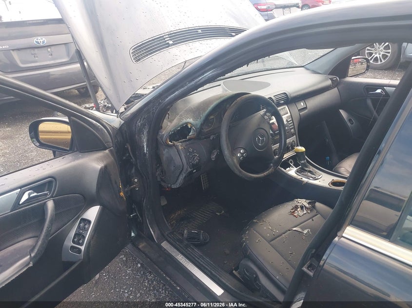 2005 Mercedes-benz C class VIN WDBRF40JX5F616412 IAAI salvage auction — INTERIOR BURN, Salvage - Greater Than 75% (Maryland), sold $225 on 2026-07-06 (photo 6)