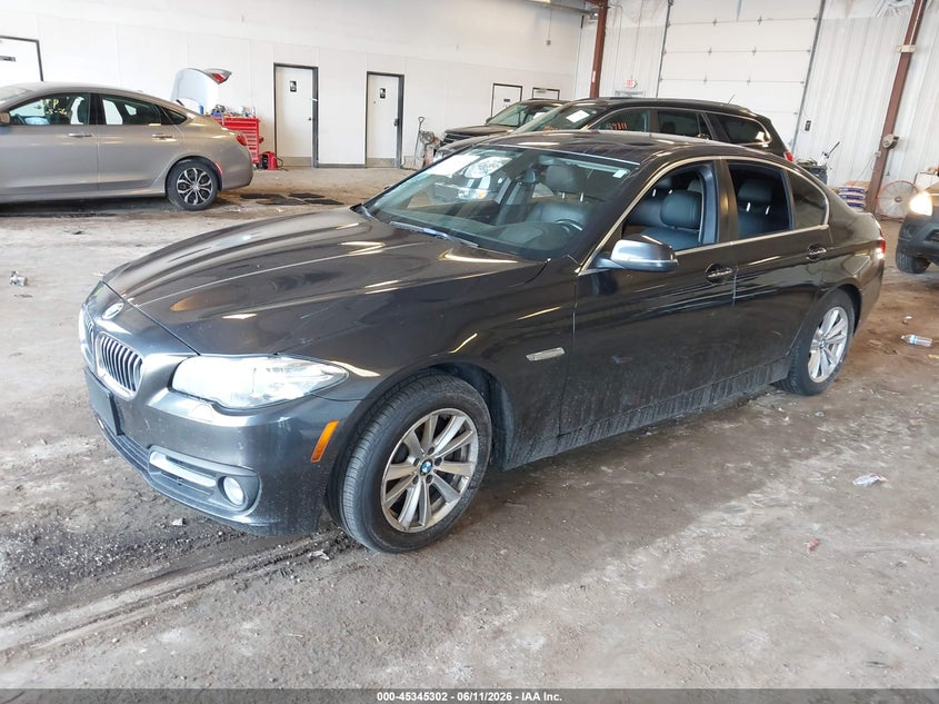 2015 BMW 5er VIN WBA5A7C5XFD628780 IAAI salvage auction — NORMAL WEAR, Clear (Michigan), sold $550 on 2026-07-28 (photo 2)