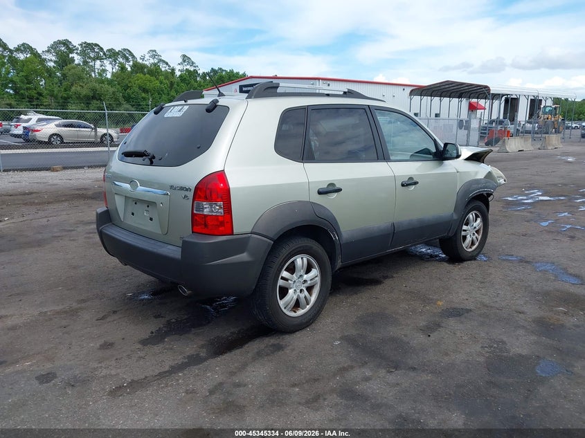 2006 Hyundai Tucson VIN KM8JN72D66U262424 IAAI salvage auction — FRONT END, Rebuildable (Florida), sold $475 on 2026-07-07 (photo 4)