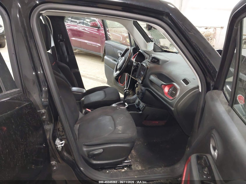 2023 Jeep Renegade VIN ZACNJDC16PPP25960 IAAI salvage auction — FRONT END, Salvage (Pennsylvania), sold $25 on 2026-07-30 (photo 5)