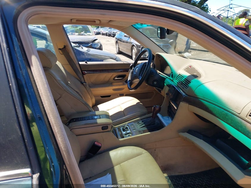 2000 BMW 7 series VIN WBAGH8341YDP13348 IAAI salvage auction — NORMAL WEAR, Clear (New York), sold $575 on 2026-07-28 (photo 5)