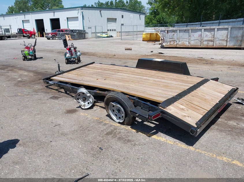 2026 American trailer manufact Other VIN 7FNUT1624T1051136 IAAI salvage auction — SIDE, Scrap (Michigan), sold $75 on 2026-07-27 (photo 3)
