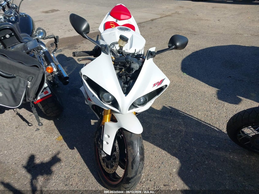 2009 Yamaha Yzfr1 VIN JYARN23E39A002792 IAAI salvage auction — SIDE, Salvage (Minnesota), sold $625 on 2026-07-28 (photo 5)