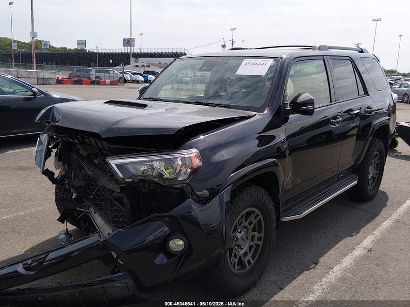 2020 Toyota 4runner VIN JTEBU5JR8L5755956 IAAI salvage auction — FRONT END, Salvage (Connecticut), sold $10,700 on 2026-07-27 (photo 2)