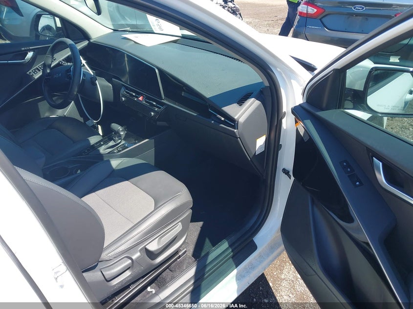 2024 Kia Niro VIN KNDCR3LE7R5172151 IAAI salvage auction — FRONT END, Salvage (Florida), sold $8,600 on 2026-07-22 (photo 5)