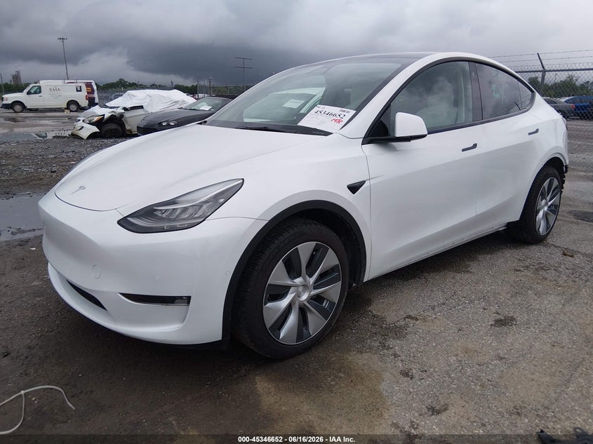 2022 Tesla Model y VIN 7SAYGDEE1NF313094 IAAI salvage auction — REAR END, Salvage (Louisiana), sold $12,600 on 2026-07-15 (photo 2)