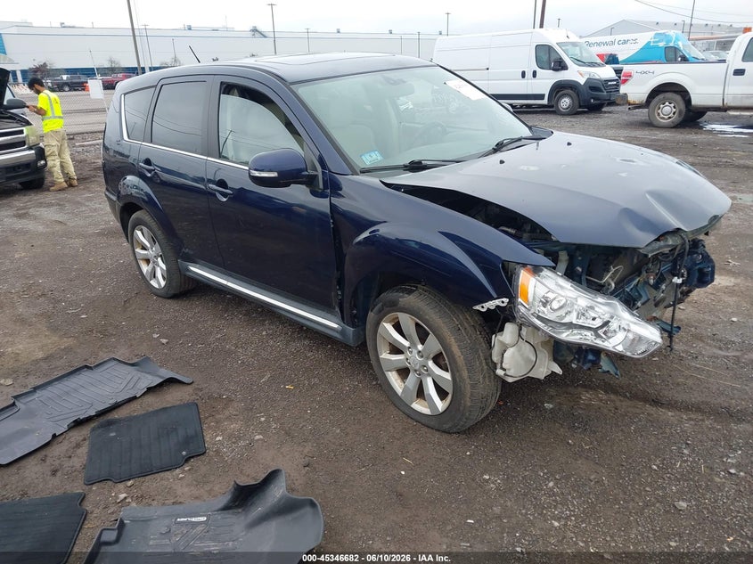 2010 Mitsubishi Outlander VIN JA4JT5AX6AZ012035 IAAI salvage auction — FRONT END, Clear (Massachusetts), sold $325 on 2026-07-08 (photo 1)