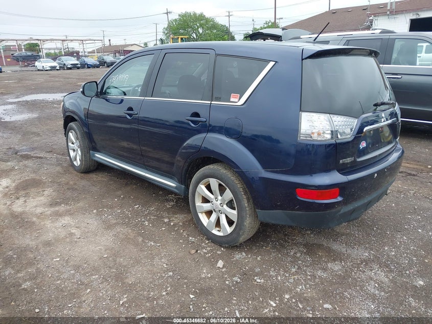 2010 Mitsubishi Outlander VIN JA4JT5AX6AZ012035 IAAI salvage auction — FRONT END, Clear (Massachusetts), sold $325 on 2026-07-08 (photo 3)