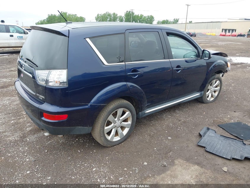 2010 Mitsubishi Outlander VIN JA4JT5AX6AZ012035 IAAI salvage auction — FRONT END, Clear (Massachusetts), sold $325 on 2026-07-08 (photo 4)