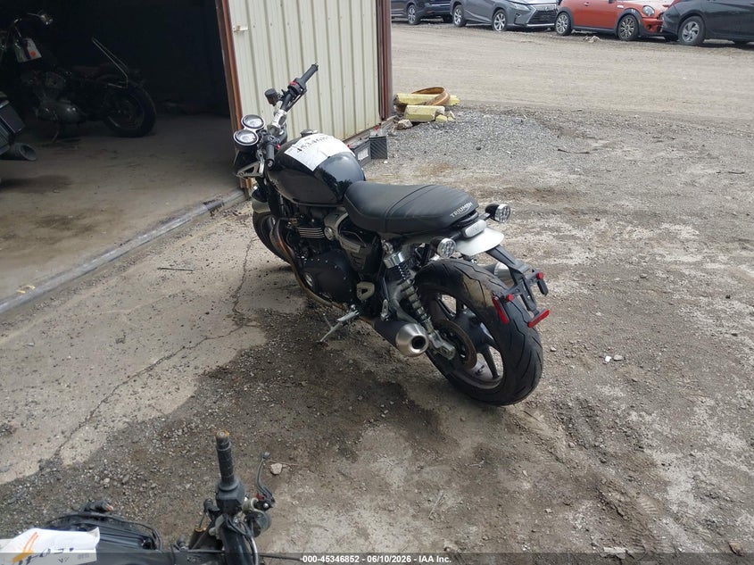 2021 Triumph motorcycle Speed twin VIN SMTD54HF7MTAD9191 IAAI salvage auction — SIDE, Salvage - Greater Than 75% (Maryland), sold $25 on 2026-07-28 (photo 3)