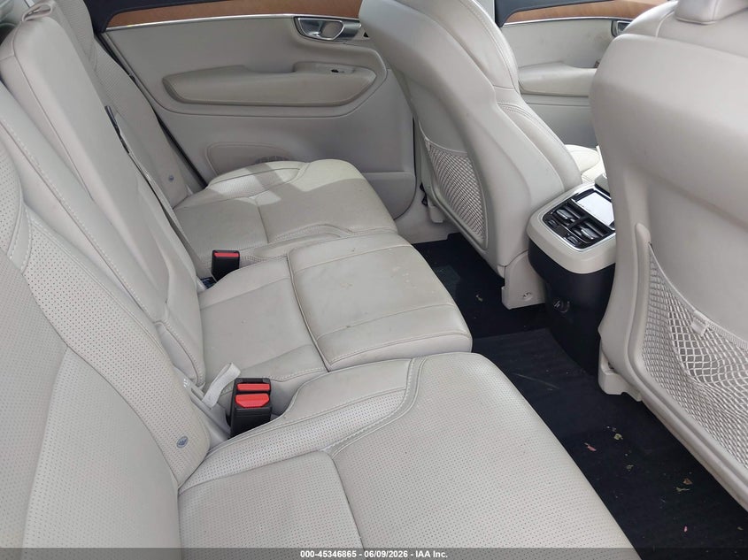 2019 Volvo Xc90 VIN YV4A22PL6K1425906 IAAI salvage auction — LEFT FRONT, Salvage Title, sold $5,050 on 2026-07-17 (photo 8)
