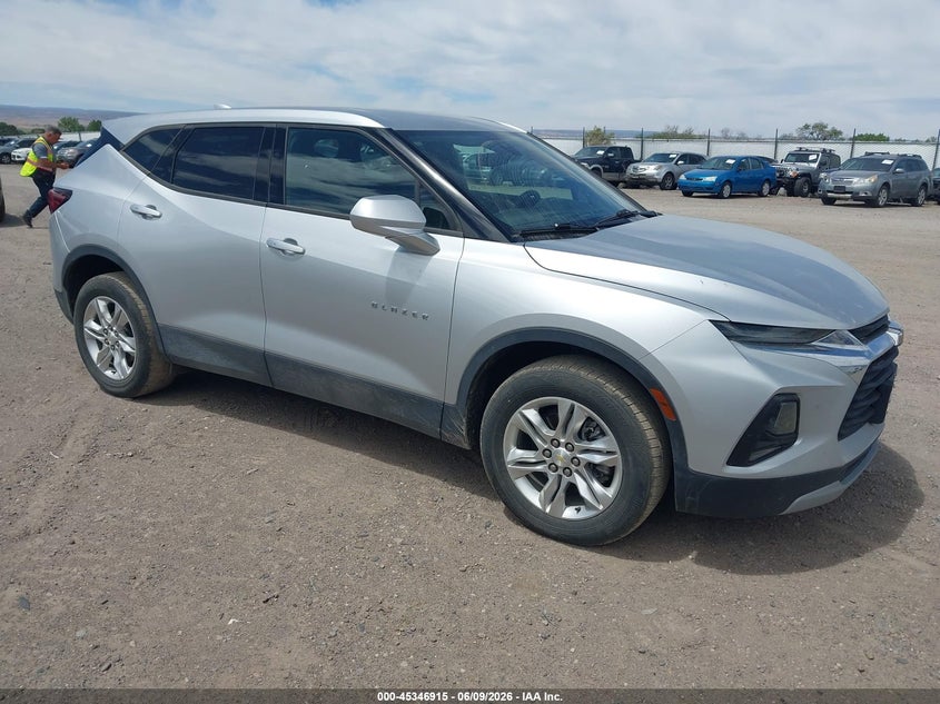 2021 Chevrolet Blazer VIN 3GNKBHR40MS553485 — IAAI salvage auction photo