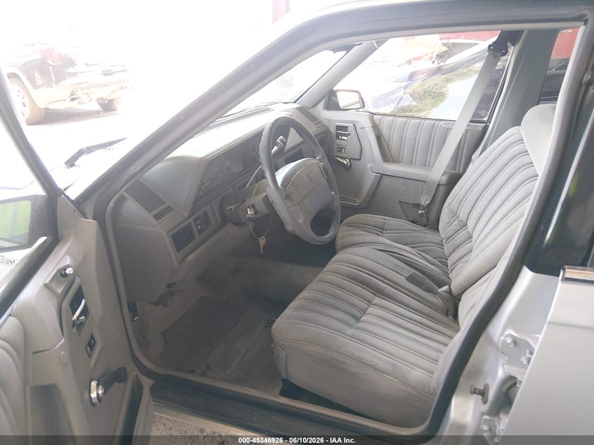 1994 Oldsmobile Cutlass ciera VIN 1G3AG5547R6319642 IAAI salvage auction — RIGHT SIDE, Certificate Of Title (Nebraska), sold $500 on 2026-07-16 (photo 5)