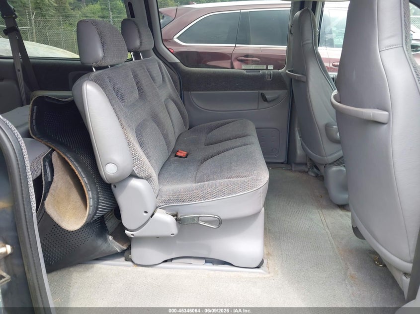 1996 Plymouth Voyager VIN 2P4GP44R9TR839774 IAAI salvage auction — NORMAL WEAR, Clear (North Carolina), sold $200 on 2026-07-16 (photo 8)