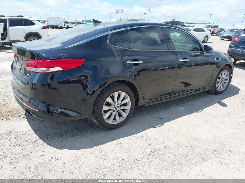 2018 Kia Optima VIN 5XXGU4L31JG191718 IAAI salvage auction — LEFT FRONT, Salvage (Texas), sold $1,500 on 2026-08-01 (photo 4)