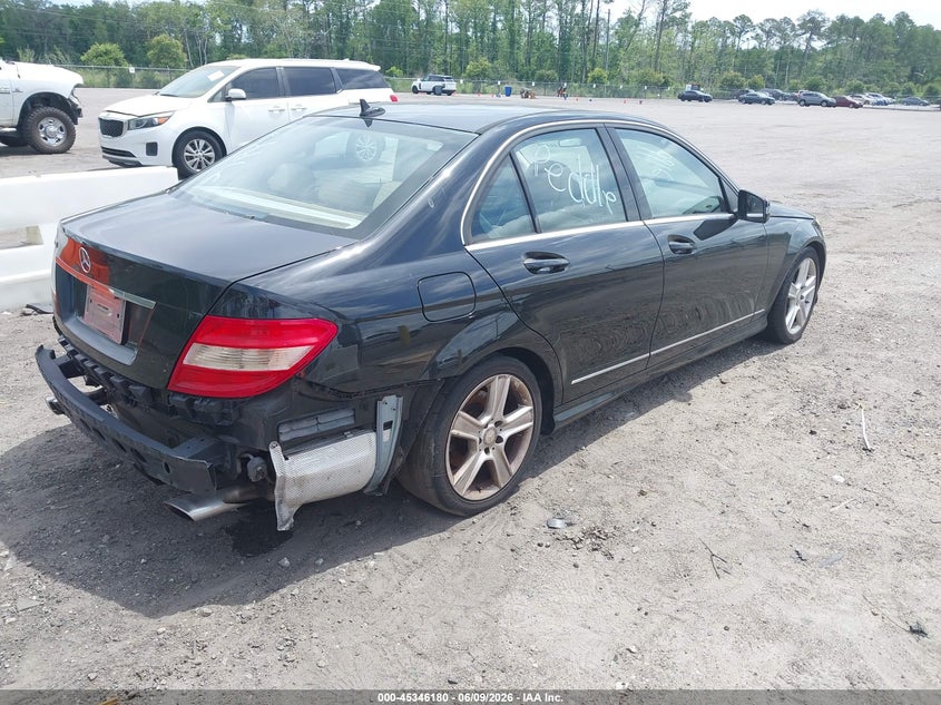 2010 Mercedes-benz C class VIN WDDGF5EB4AR118785 IAAI salvage auction — NORMAL WEAR, Clear (Florida), sold $1,150 on 2026-07-14 (photo 4)