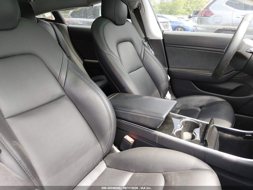 2020 Tesla Model 3 VIN 5YJ3E1EB1LF734795 IAAI salvage auction — SIDE, Salvage (New Jersey), sold $8,100 on 2026-08-01 (photo 5)