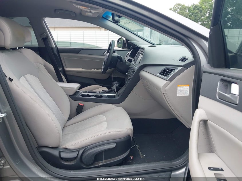 2017 Hyundai VIN KMHE24L16HA059762 IAAI salvage auction — NORMAL WEAR, Salvage (Texas), sold $425 on 2026-07-29 (photo 5)