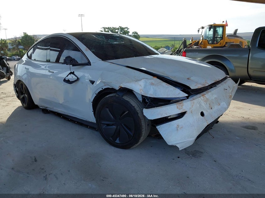 2026 Tesla Model y VIN 7SAYGDED4TA690987 IAAI salvage auction — FRONT & REAR, Salvage Title, sold $11,600 on 2026-07-23 (photo 1)