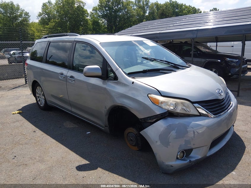 2013 Toyota Sienna VIN 5TDJK3DC0DS065888 IAAI salvage auction — RIGHT FRONT, Mv-907A (New York), sold $1,450 on 2026-07-30 (photo 1)