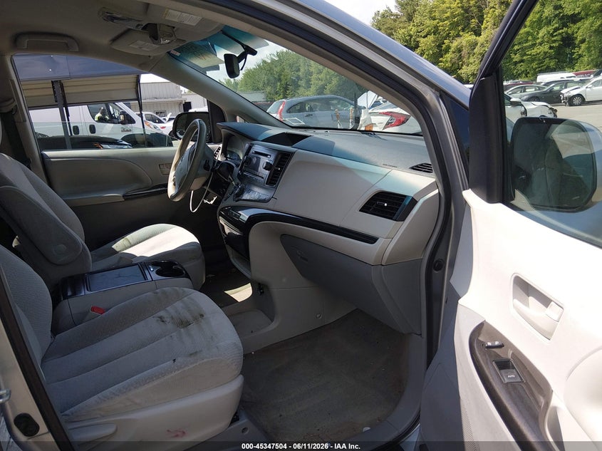 2013 Toyota Sienna VIN 5TDJK3DC0DS065888 IAAI salvage auction — RIGHT FRONT, Mv-907A (New York), sold $1,450 on 2026-07-30 (photo 5)