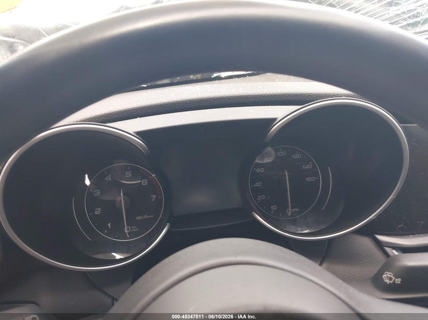 2017 Alfa romeo Giulia VIN ZARFAEBN0H7539935 IAAI salvage auction — FRONT END, Salvage Title, sold $1,200 on 2026-08-04 (photo 7)