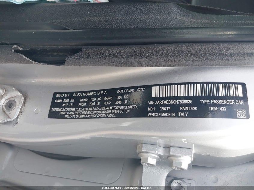 2017 Alfa romeo Giulia VIN ZARFAEBN0H7539935 IAAI salvage auction — FRONT END, Salvage Title, sold $1,200 on 2026-08-04 (photo 9)