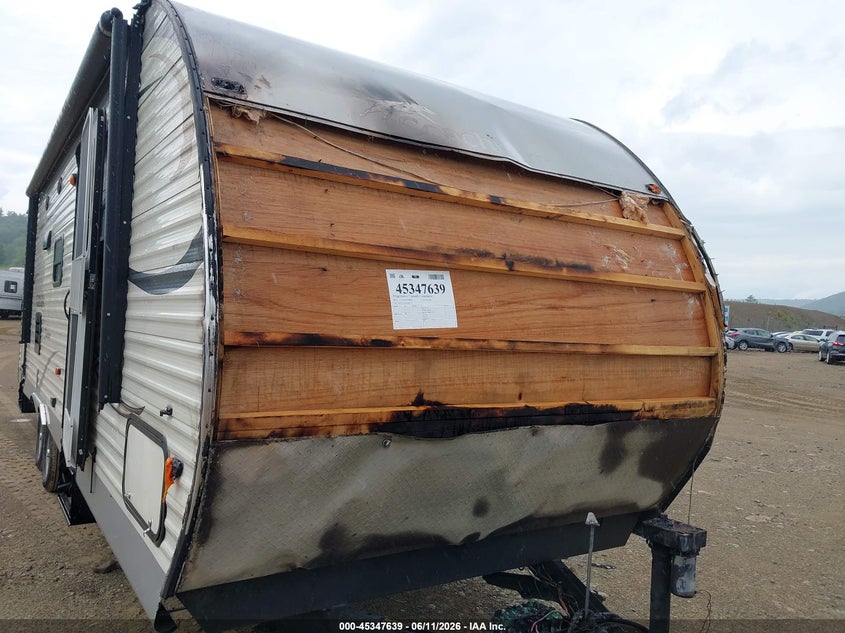 2016 Coachmen Catalina VIN 5ZT2CAUB3GA021736 IAAI salvage auction — Unknown, Salvage (Pennsylvania), sold $50 on 2026-07-23 (photo 6)