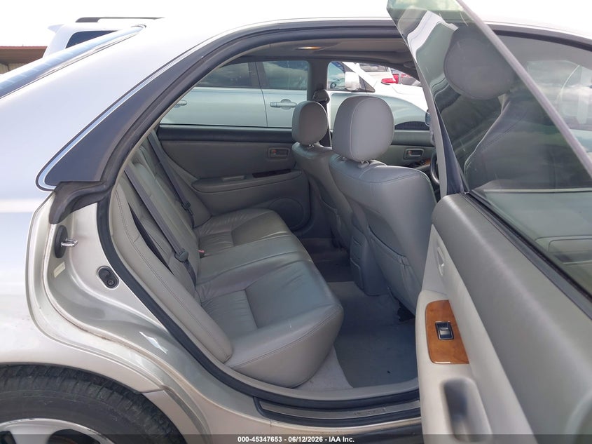 2000 Lexus ES VIN JT8BF28G7Y5083458 IAAI salvage auction — REAR END, Salvage (Texas), sold $1,075 on 2026-07-07 (photo 8)