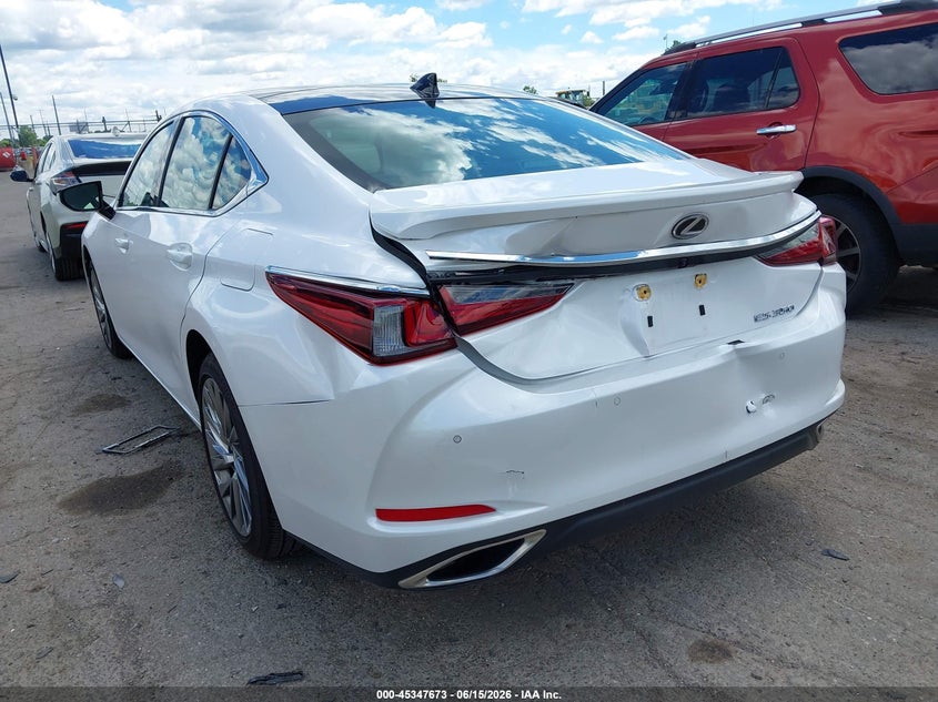 2025 Lexus ES VIN 58AFZ1B18SU218313 IAAI salvage auction — REAR END, Salvage Title, sold $38,250 on 2026-07-30 (photo 6)