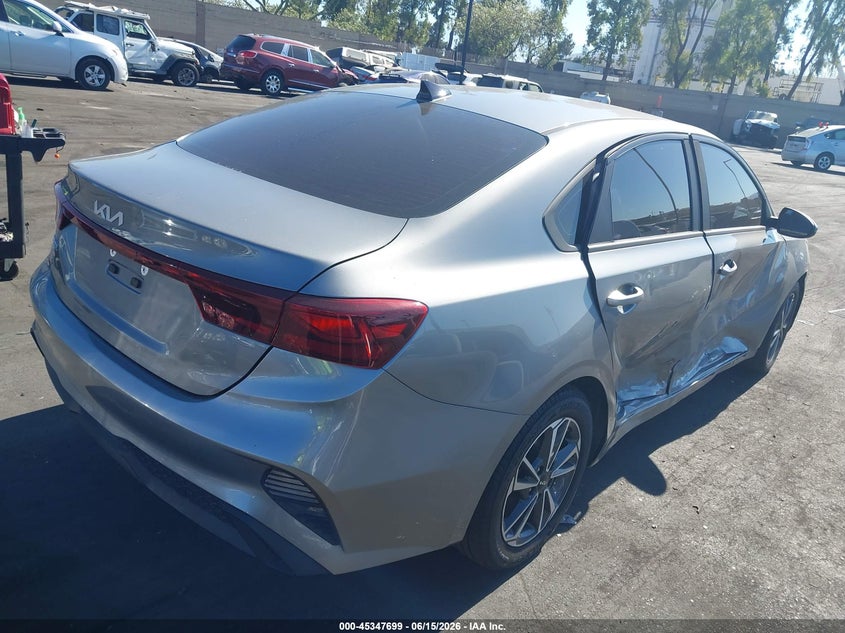 2023 Kia Forte VIN 3KPF24AD2PE506654 IAAI salvage auction — RIGHT SIDE, Salvage Certificate (California), sold $4,025 on 2026-07-10 (photo 4)