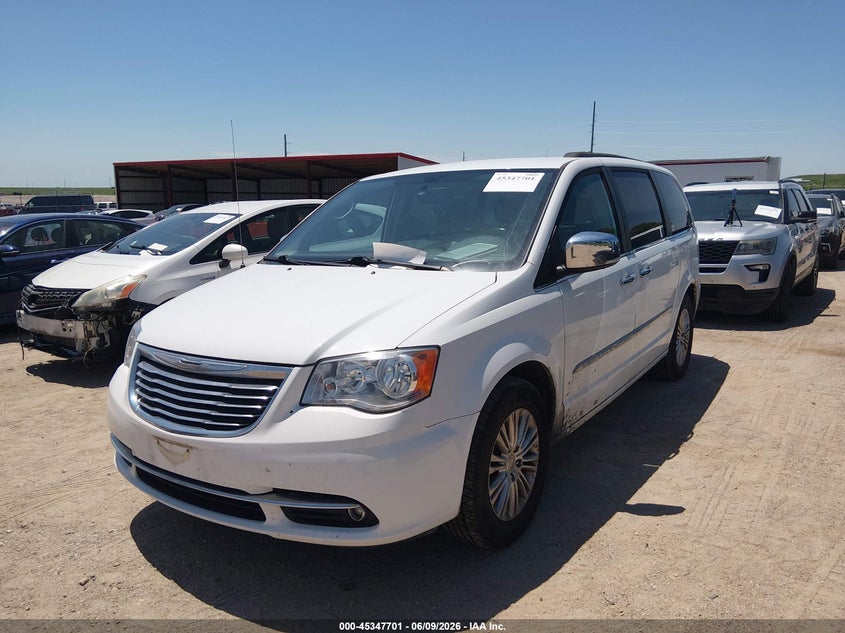 2015 Chrysler Town & country VIN 2C4RC1CG7FR611056 IAAI salvage auction — NORMAL WEAR, Salvage Title, sold $925 on 2026-07-23 (photo 2)