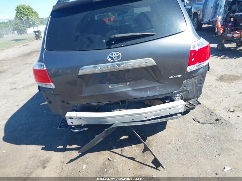 2011 Toyota Highlander VIN 5TDBK3EH3BS044397 IAAI salvage auction — REAR END, Clear (Virginia), sold $2,650 on 2026-07-21 (photo 6)