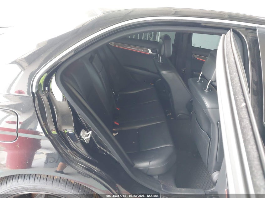 2012 Mercedes-benz C-klasse VIN WDDGF8BB8CR227744 IAAI salvage auction — LEFT FRONT, Wait Title, sold $575 on 2026-08-12 (photo 8)