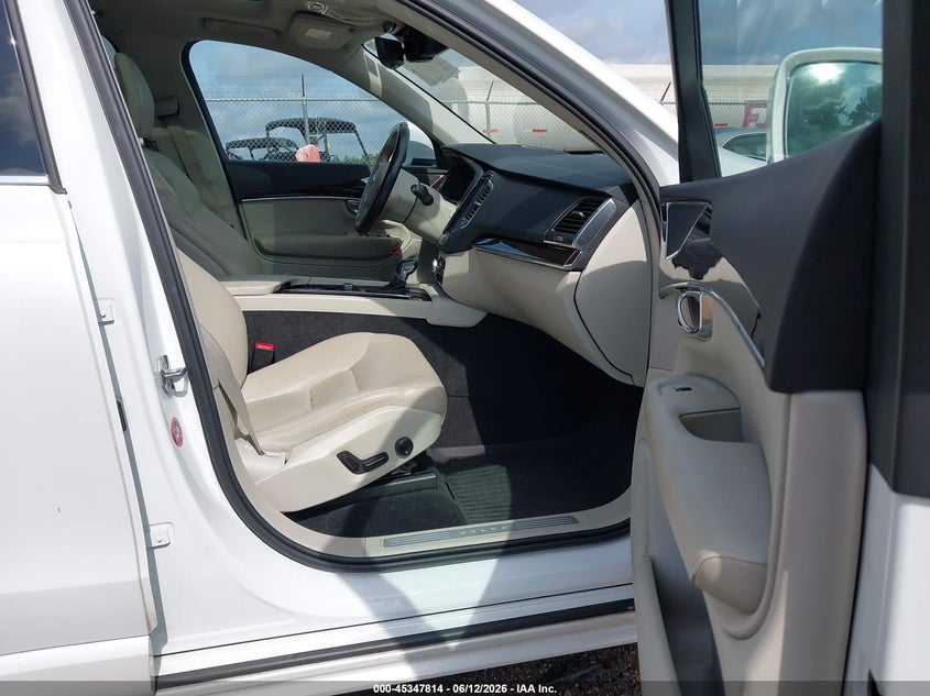 2018 Volvo Xc90 VIN YV4A22PK7J1384191 IAAI salvage auction — REAR END, Salvage (Mississippi), sold $5,500 on 2026-07-09 (photo 5)