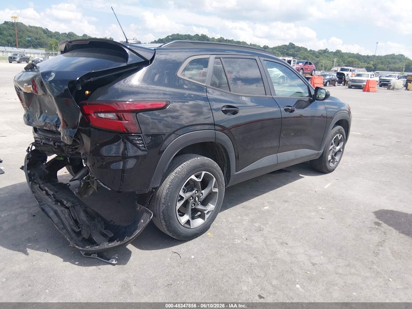 2025 Chevrolet Trax VIN KL77LHEP5SC014629 IAAI salvage auction — REAR END, Salvage (Illinois), sold $5,000 on 2026-07-28 (photo 4)