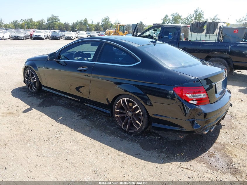 2012 Mercedes-benz VIN WDDGJ4HB0CF787662 IAAI salvage auction — NORMAL WEAR, Salvage Title, sold $400 on 2026-08-11 (photo 3)