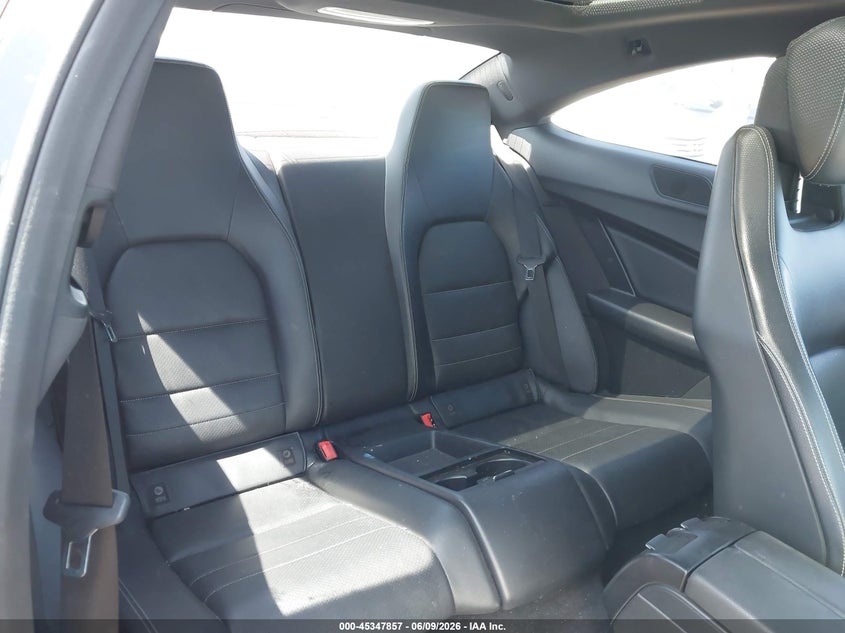 2012 Mercedes-benz VIN WDDGJ4HB0CF787662 IAAI salvage auction — NORMAL WEAR, Salvage Title, sold $400 on 2026-08-11 (photo 8)