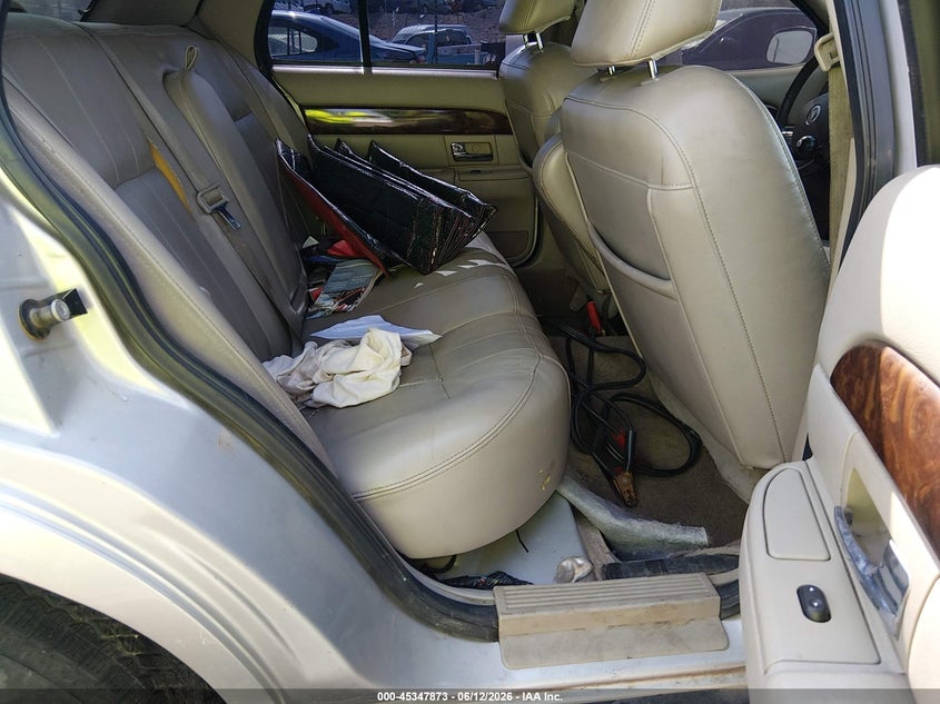 2007 Mercury Grand marquis VIN 2MEFM75VX7X626208 IAAI salvage auction — BIOHAZARD/CHEMICAL, Nrc Lienholder Repossession Paperwork (New Mexico), sold $25 on 2026-07-27 (photo 8)
