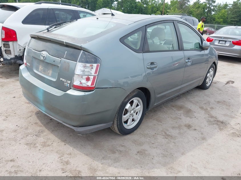2005 Toyota Prius VIN JTDKB20U753126265 IAAI salvage auction — NORMAL WEAR, Clear (Virginia), sold $300 on 2026-07-24 (photo 4)