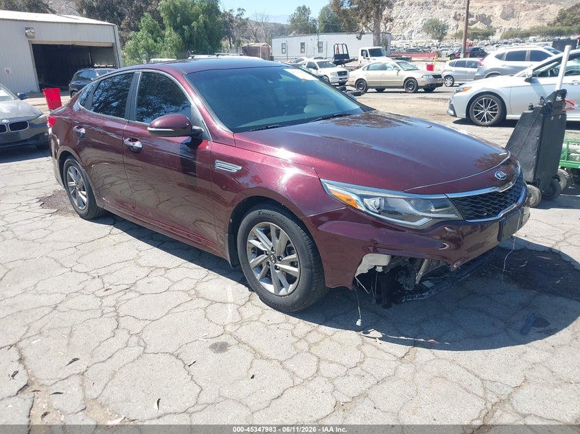 2019 Kia Optima VIN 5XXGT4L32KG327505 IAAI salvage auction — FRONT END, Salvage (California), sold $1,900 on 2026-07-14 (photo 1)