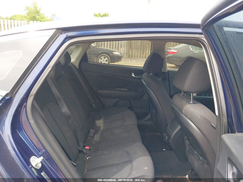 2018 Kia Optima VIN 5XXGT4L39JG273697 IAAI salvage auction — REAR END, Salvage (Virginia), sold $1,925 on 2026-07-13 (photo 8)