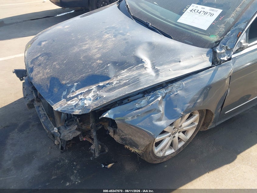 2010 Volkswagen Passat VIN WVWXM7AN5AE075030 IAAI salvage auction — FRONT END, Salvage (North Carolina), sold $400 on 2026-07-22 (photo 6)