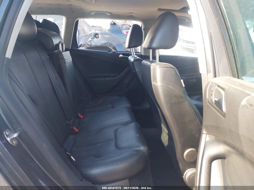 2010 Volkswagen Passat VIN WVWXM7AN5AE075030 IAAI salvage auction — FRONT END, Salvage (North Carolina), sold $400 on 2026-07-22 (photo 8)