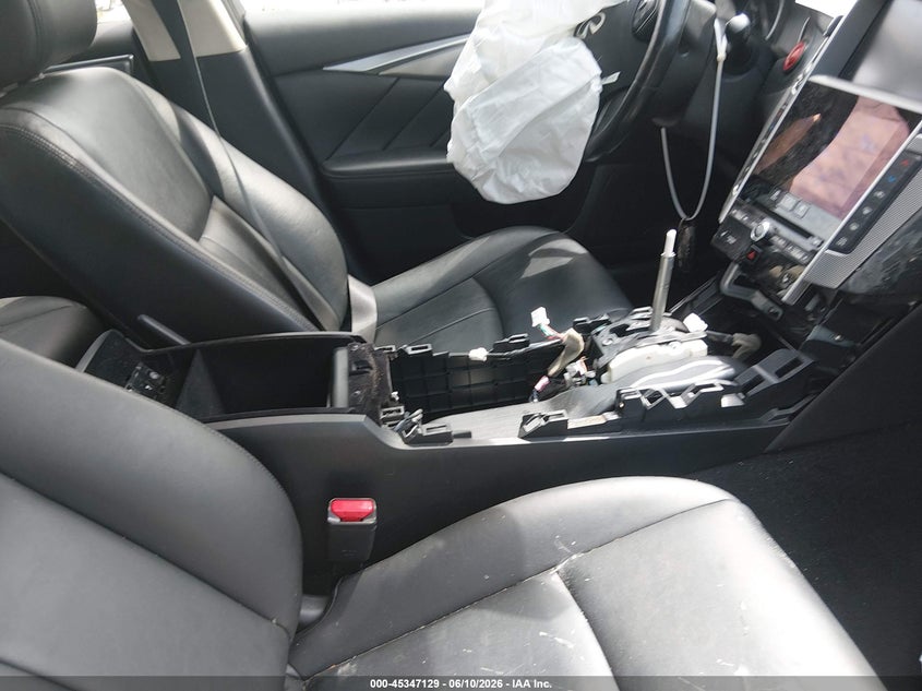2015 Infiniti Q50 VIN JN1BV7AR3FM423093 IAAI salvage auction — RIGHT FRONT, Salvage (Rhode Island), sold $850 on 2026-07-14 (photo 5)