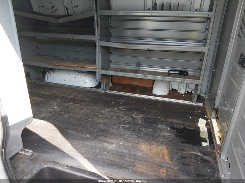 2019 Chevrolet Express VIN 1GCWGAFP2K1280436 IAAI salvage auction — NORMAL WEAR, Clear (Connecticut), sold $6,150 on 2026-07-08 (photo 4)