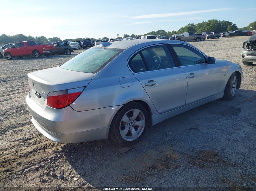 2007 BMW 5er VIN WBANE53517CW66608 IAAI salvage auction — NORMAL WEAR, Clear (Georgia), sold $400 on 2026-07-13 (photo 4)