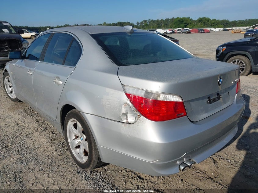 2007 BMW 5er VIN WBANE53517CW66608 IAAI salvage auction — NORMAL WEAR, Clear (Georgia), sold $400 on 2026-07-13 (photo 6)